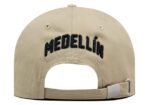 Gorra DIM Independiente Medellín Oficial beige - Image 5